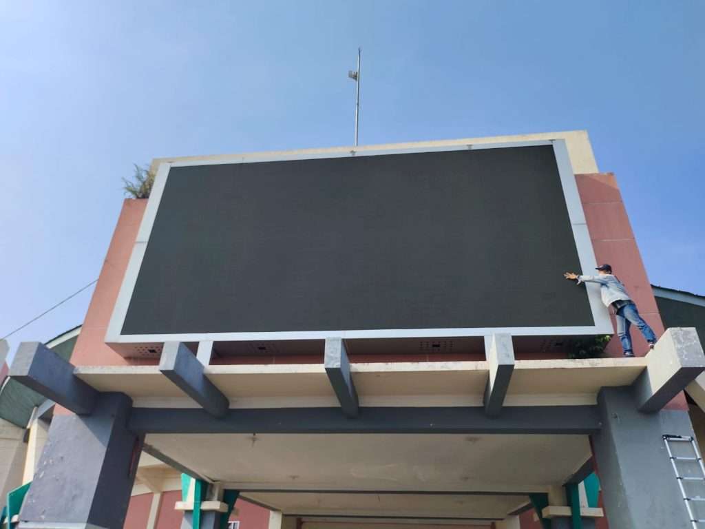 distributor videotron, harga jam digital masjid, harga led display, harga led display outdoor, harga led outdoor tv display, harga led screen, harga pasang iklan di videotron, harga videotron, iklan videotron, Jasa service led display, Jasa service megatron surabaya, Jasa service running text, Jasa service videotron surabaya, konstruksi videotron, neon box, running led, running text, running text led display, sewa led screen, videotron outdoor