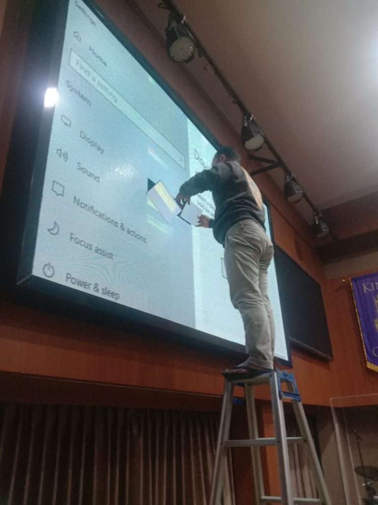 Jasa service videotron surabaya, Jasa service megatron surabaya, harga videotron, Jasa service led display, videotron outdoor, harga led display, distributor videotron, Jasa service running text, sewa led screen, harga led display outdoor,
harga led screen, running text, running led, harga pasang iklan di videotron, neon box, konstruksi videotron, harga led outdoor tv display, iklan videotron, harga jam digital masjid, running text led display,